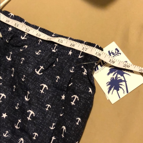 Trunks Swim Board Shorts, size XL NWT - Picture 4 of 5